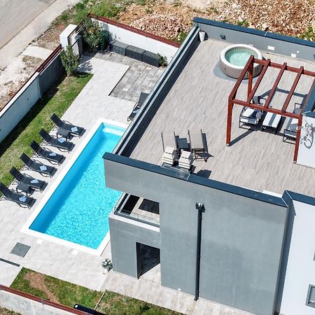 Villa Tia With Heated Pool & Jacuzzi Murvica  ภายนอก รูปภาพ