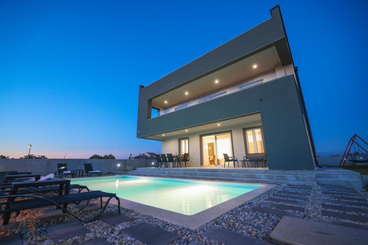 Villa Tia With Heated Pool & Jacuzzi Murvica  ภายนอก รูปภาพ