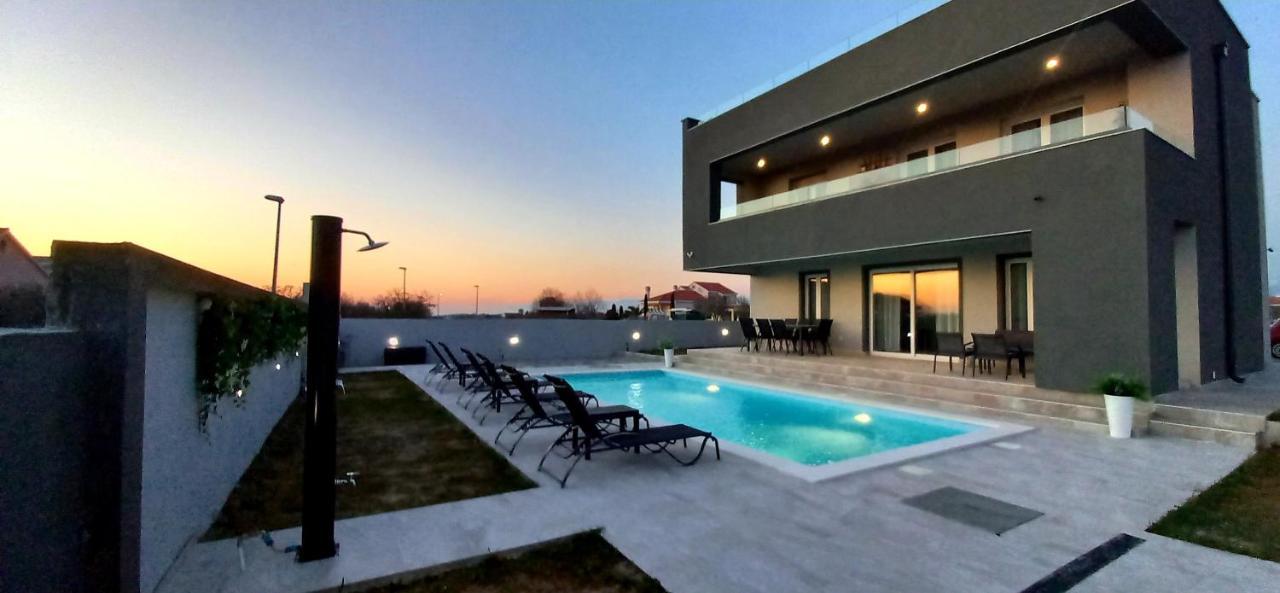 Villa Tia With Heated Pool & Jacuzzi Murvica  ภายนอก รูปภาพ