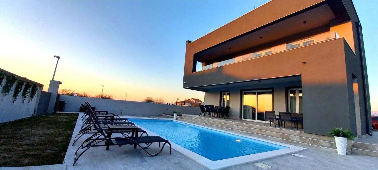 Villa Tia With Heated Pool & Jacuzzi Murvica  ภายนอก รูปภาพ