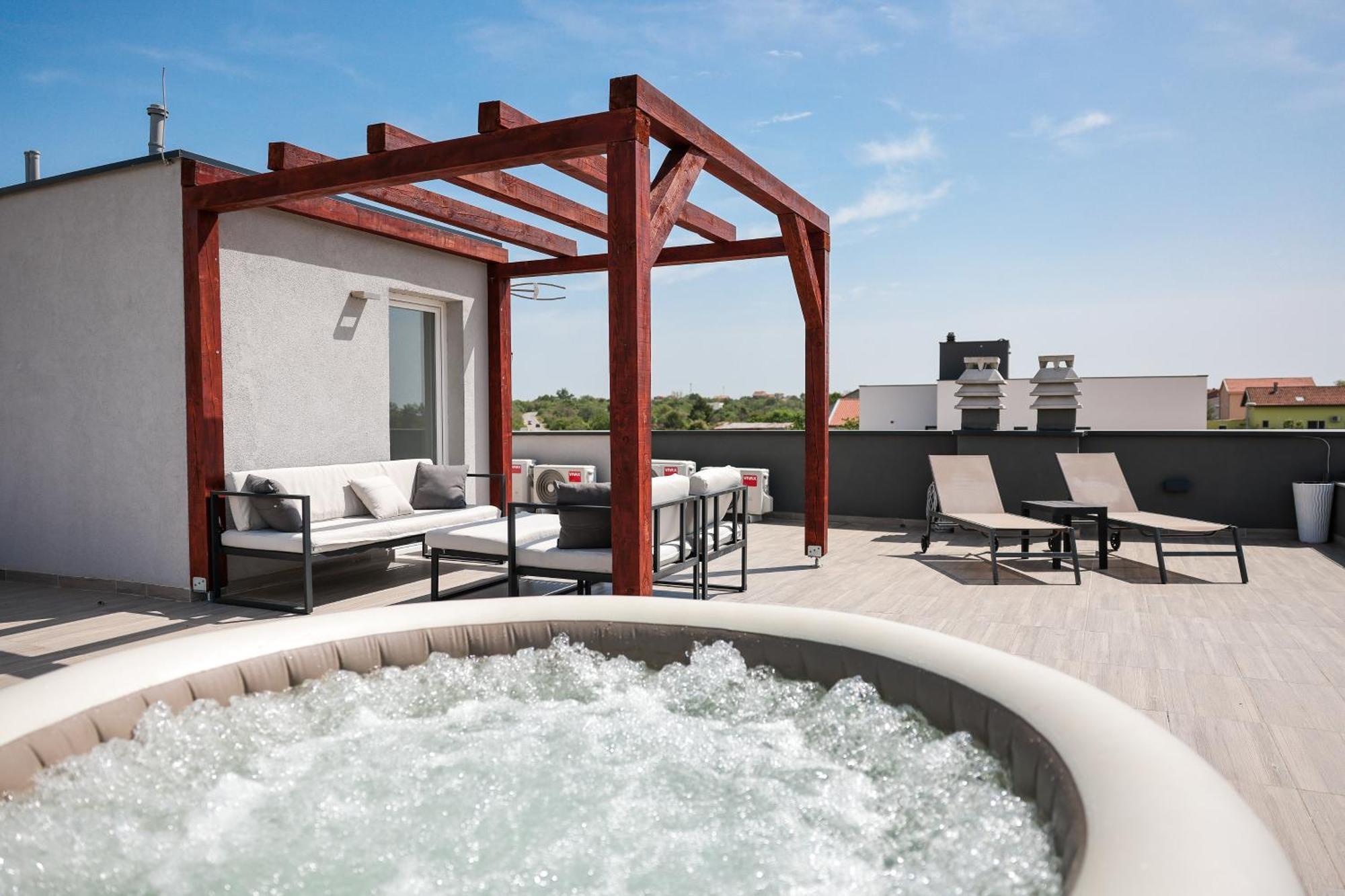 Villa Tia With Heated Pool & Jacuzzi Murvica  ภายนอก รูปภาพ