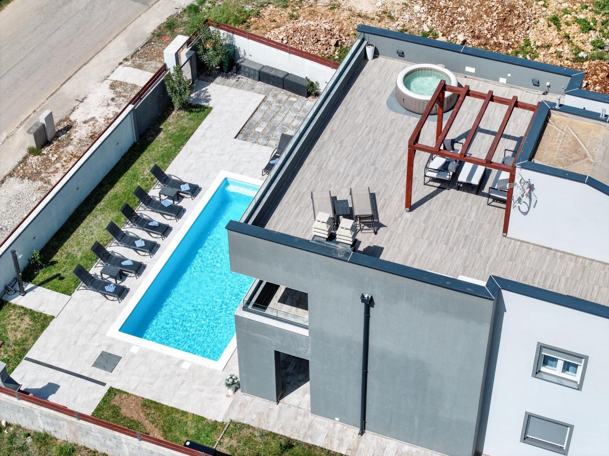 Villa Tia With Heated Pool & Jacuzzi Murvica  ภายนอก รูปภาพ